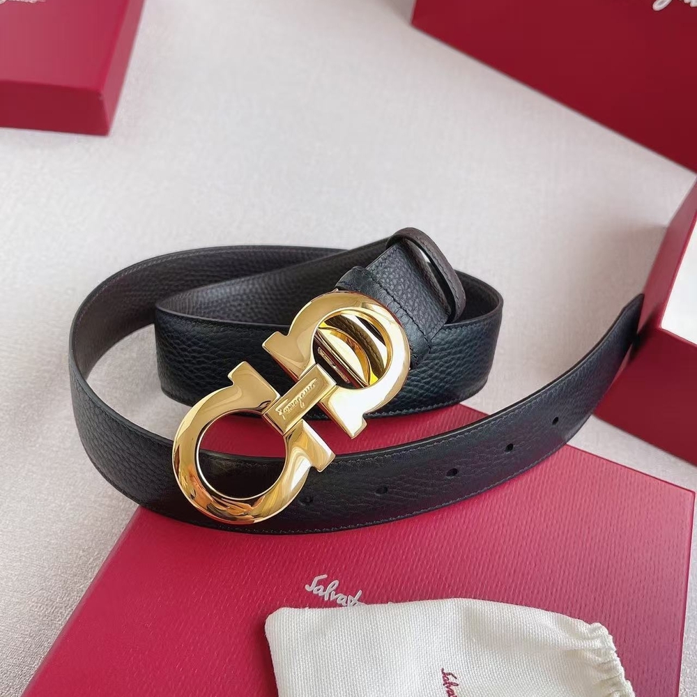 Salvatore Ferragamo Black Pebbled Leather Belt with Gold Double Gancini Buckle - Picture 4 of 8